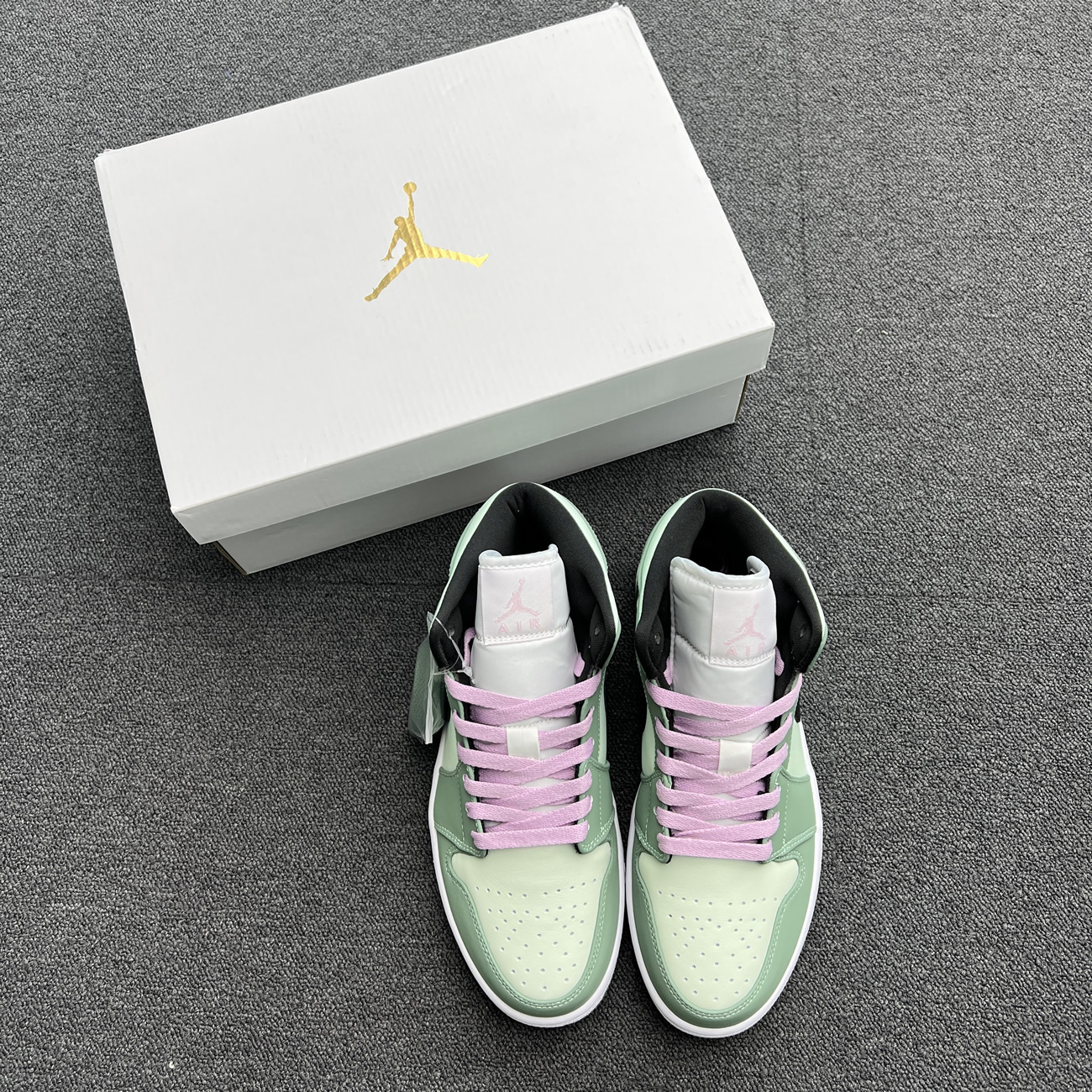 Air Jordan 1 Mid Dutch Green W Cz0774 300 (4) - www.kitistry.com