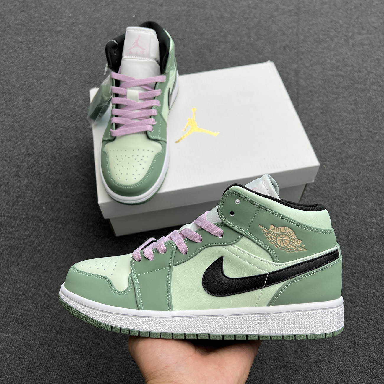 Air Jordan 1 Mid Dutch Green W Cz0774 300 (7) - www.kitistry.com