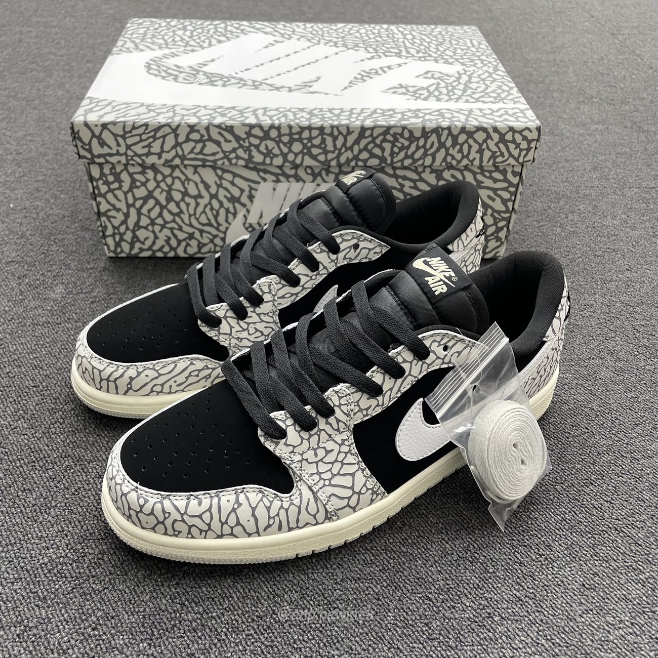 Air Jordan 1 Retro Low Og Black Cement Cz0790 001 (16) - www.kitistry.com Air Jordan 1 Retro Low Og Black Cement Cz0790 001 (16) - www.kitistry.com