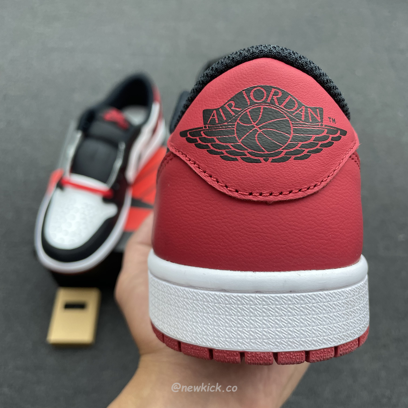 Air Jordan 1 Retro Low Og Black Toe Cz0790 106 (23) - www.kitistry.com