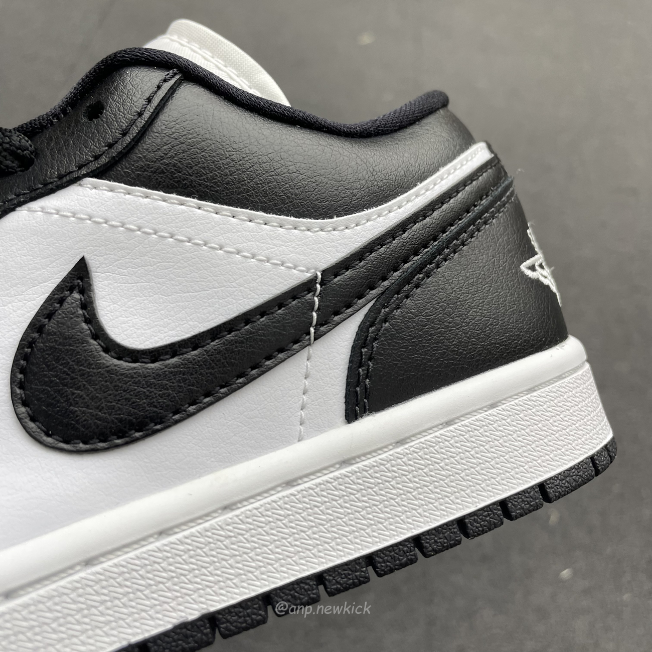 Air Jordan 1 Low Panda Dc0774 101 (4) - www.kitistry.com Air Jordan 1 Low Panda Dc0774 101 (4) - www.kitistry.com