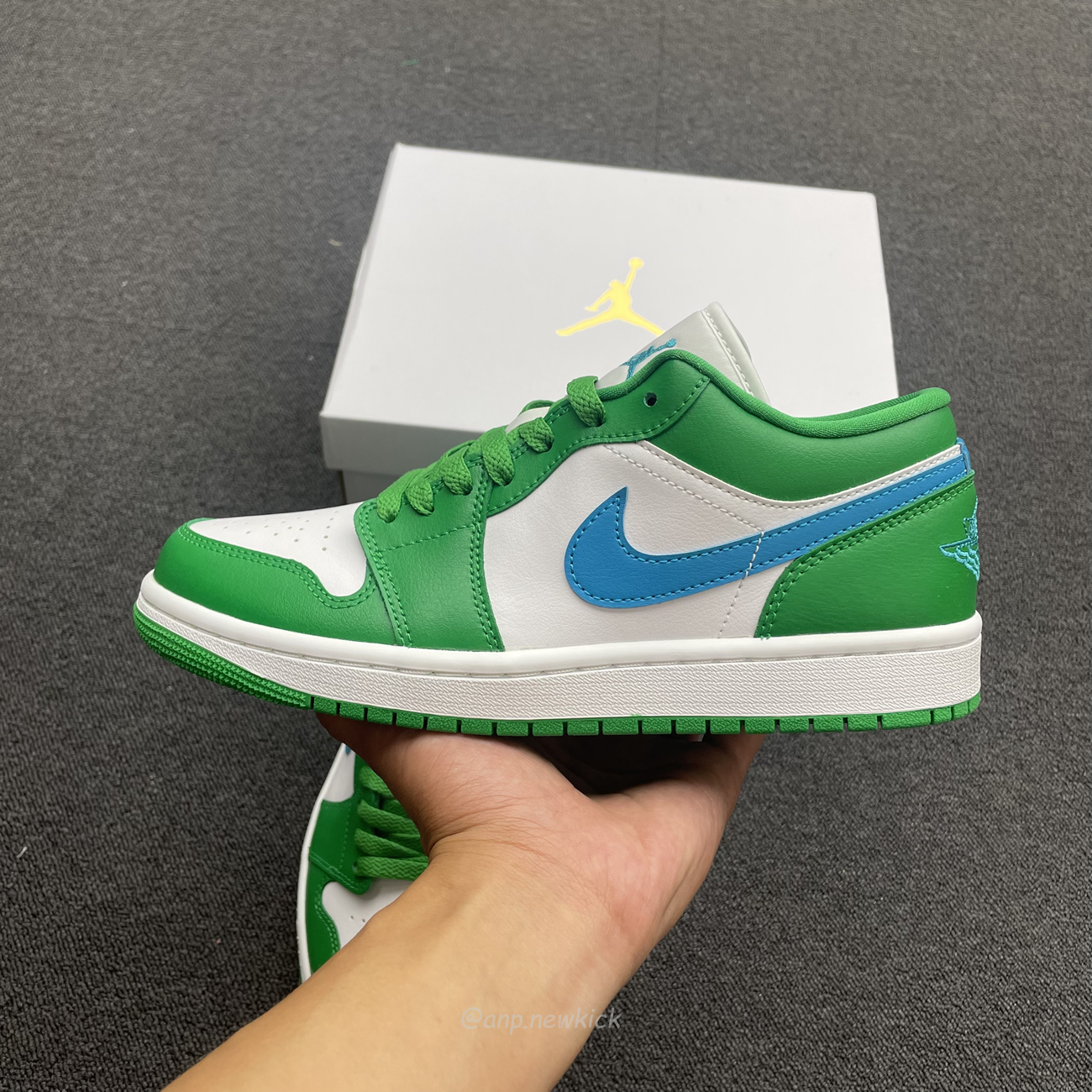 Air Jordan 1 Low Lucky Green Aquatone Dc0774 304 (6) - www.kitistry.com Air Jordan 1 Low Lucky Green Aquatone Dc0774 304 (6) - www.kitistry.com