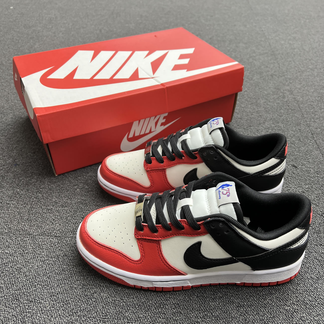 Nike Dunk Low Emb Nba 75th Anniversary Chicago Dd3363 100 (8) - www.kitistry.com Nike Dunk Low Emb Nba 75th Anniversary Chicago Dd3363 100 (8) - www.kitistry.com