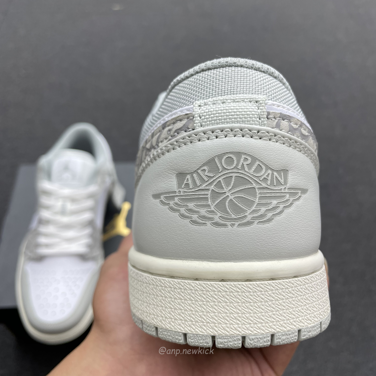 Air Jordan 1 Low Prm Smoke Grey Elephant Dh4269 100 (15) - www.kitistry.com Air Jordan 1 Low Prm Smoke Grey Elephant Dh4269 100 (15) - www.kitistry.com