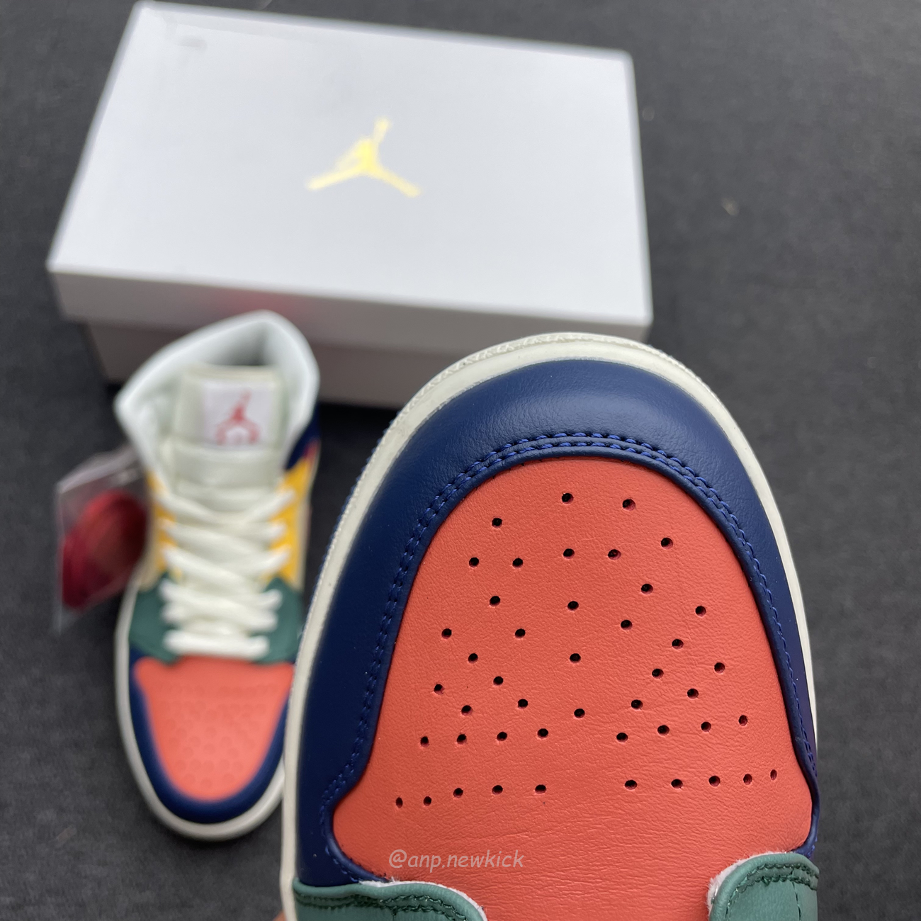 Air Jordan 1 Mid Se Multi Color Dn3738 400 (7) - www.kitistry.com Air Jordan 1 Mid Se Multi Color Dn3738 400 (7) - www.kitistry.com