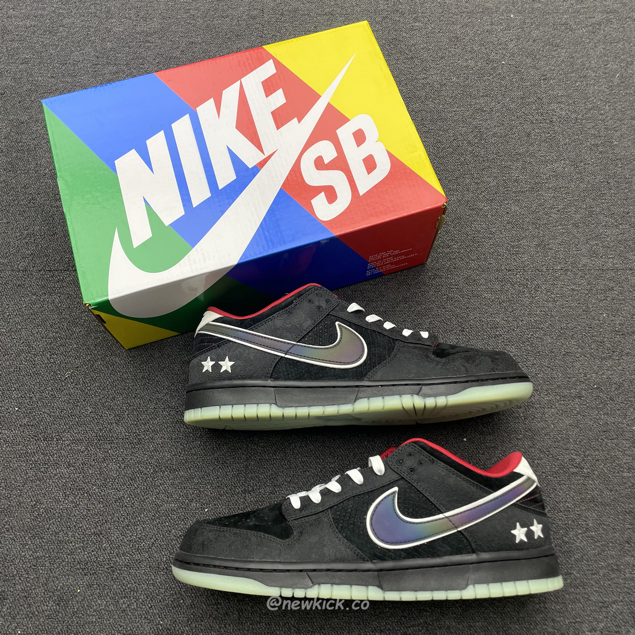 Nike Dunk Low Lpl League Of Legends Do2327 011 (12) - www.kitistry.com