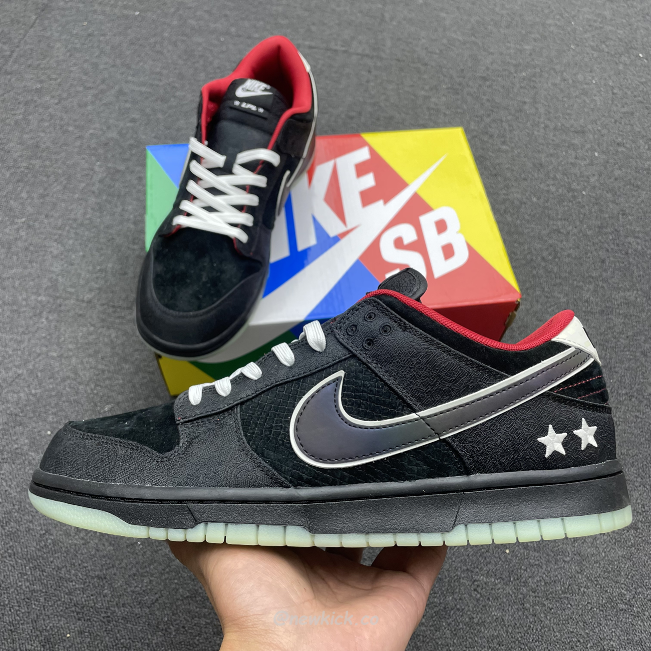 Nike Dunk Low Lpl League Of Legends Do2327 011 (8) - www.kitistry.com