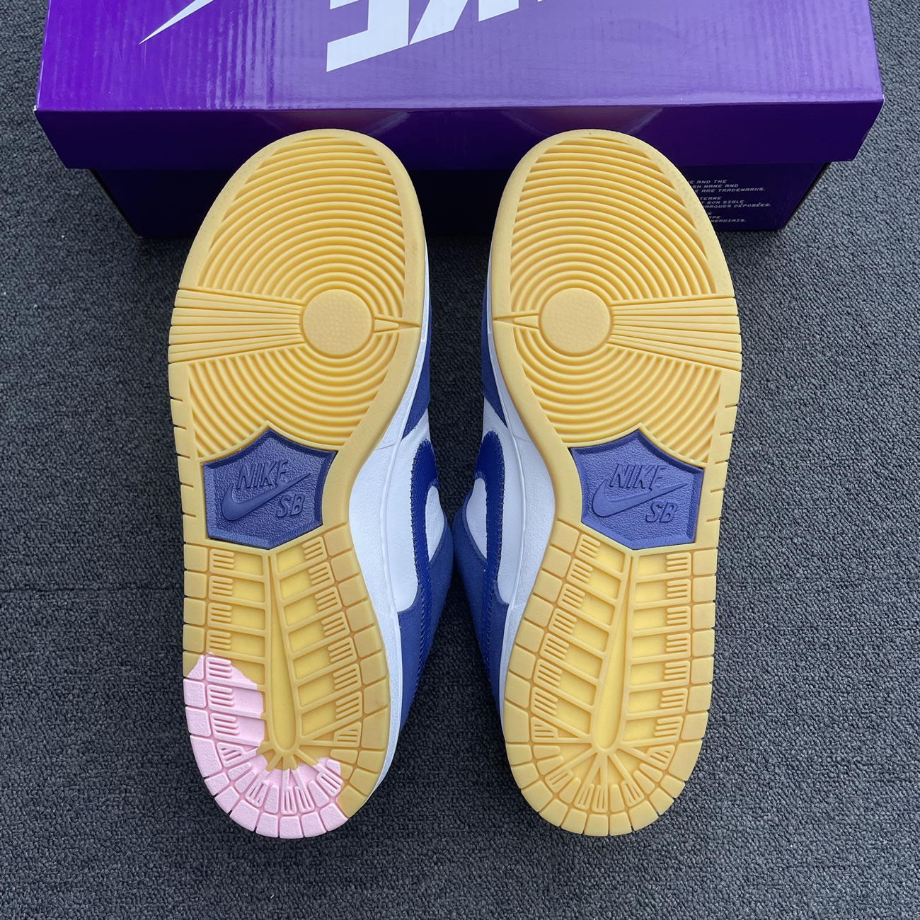 Nike Sb Dunk Low Los Angeles Dodgers Do9395 400 (8) - www.kitistry.com