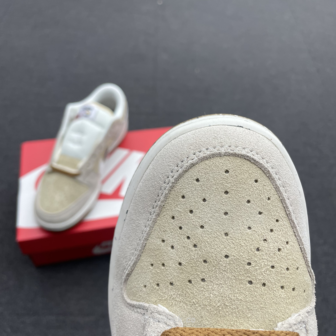 Nike Dunk Low Se 85 Double Swoosh Sail Orange Do9457 100 (11) - www.kitistry.com