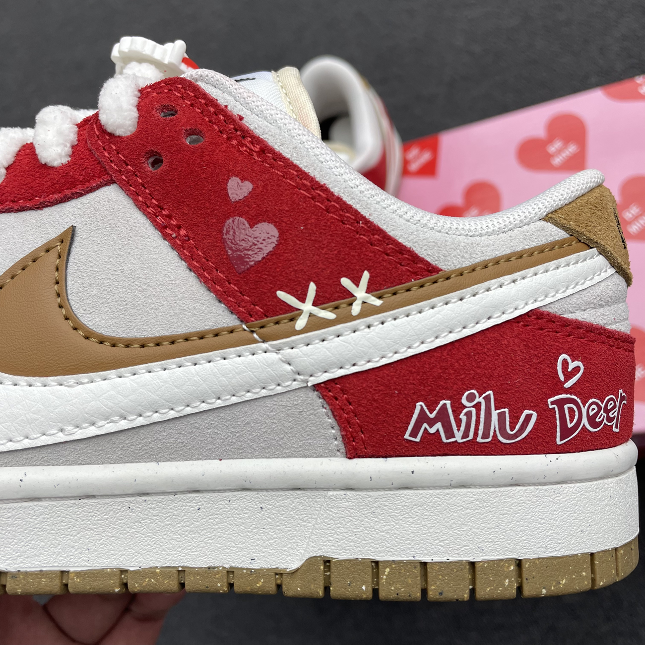 Nike Sb Dunk Low 85 Christmas Red White Brown Do9457 112 (4) - www.kitistry.com