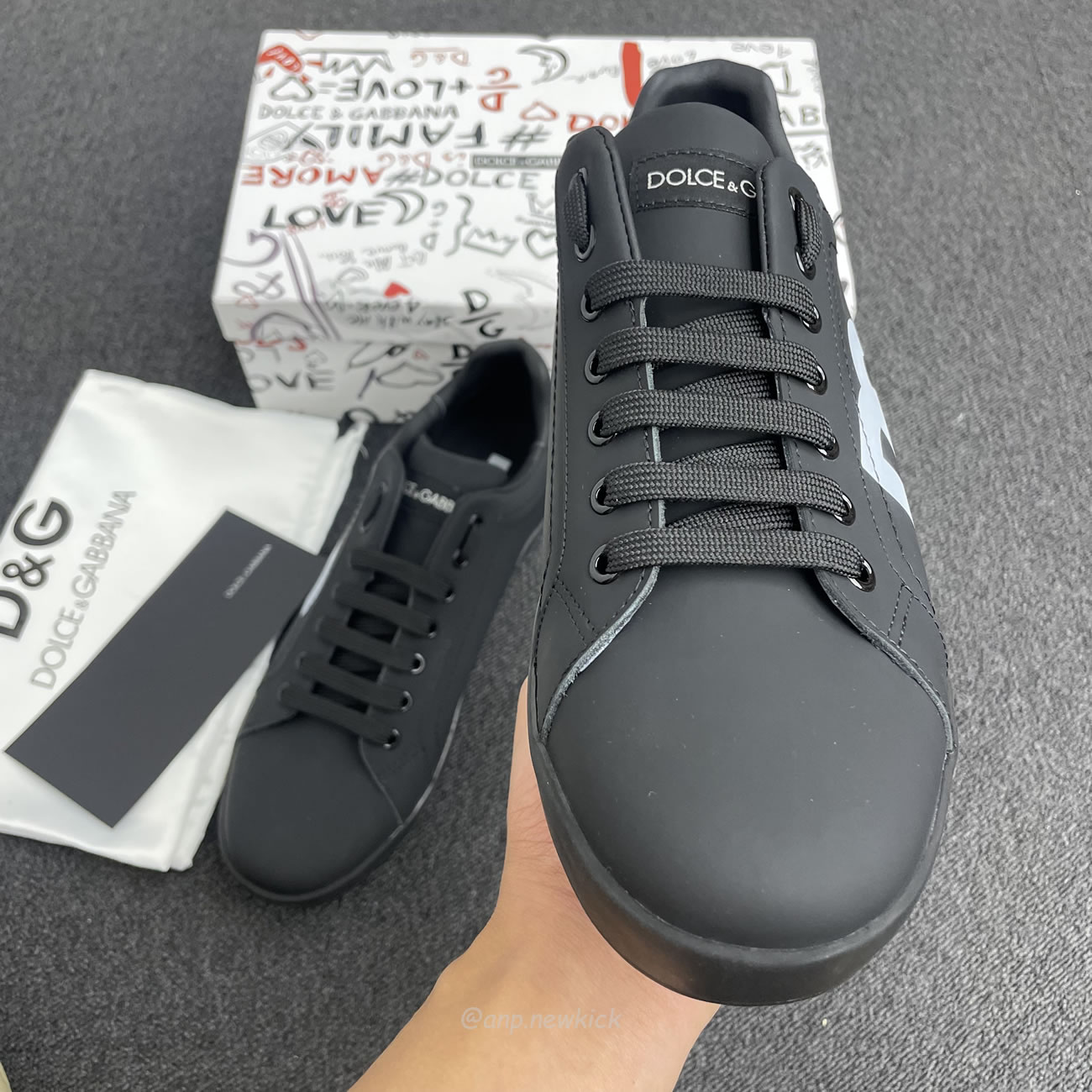 Dolce Gabbana Dg Logo Print Portofino Napa Calf Leather Sneakers (20) - www.kitistry.com Dolce Gabbana Dg Logo Print Portofino Napa Calf Leather Sneakers (20) - www.kitistry.com