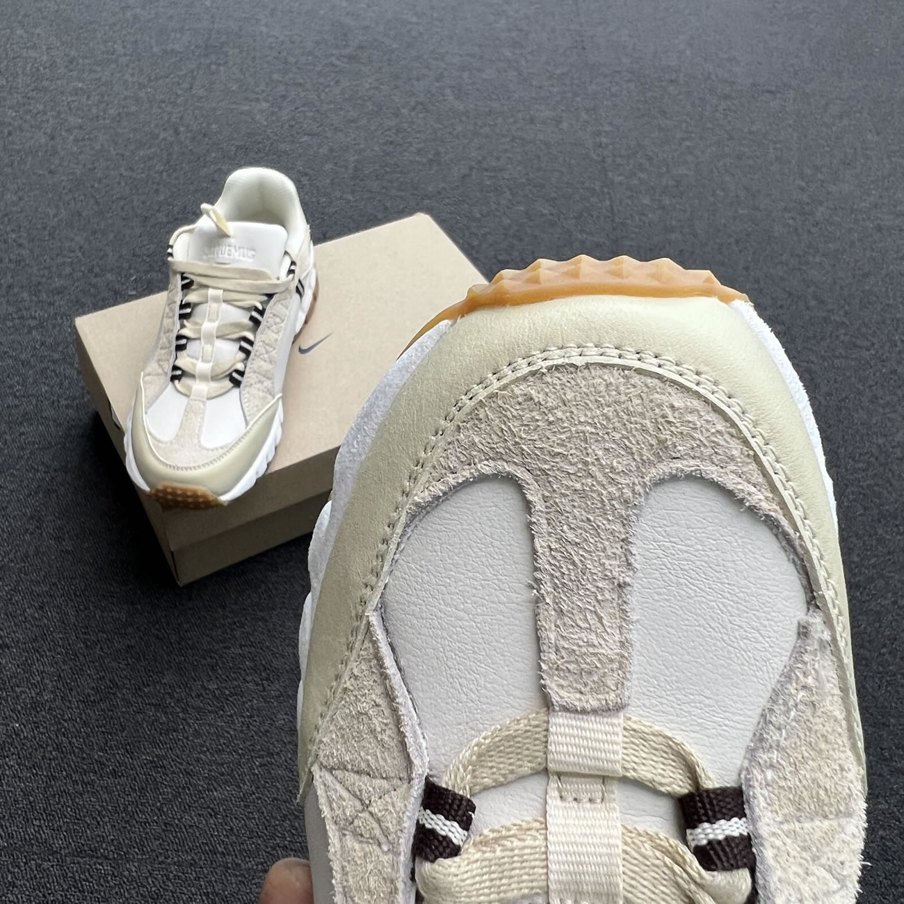 Nike Air Humara Lx Jacquemus Light Bone Gold W Dr0420 001 (10) - www.kitistry.com