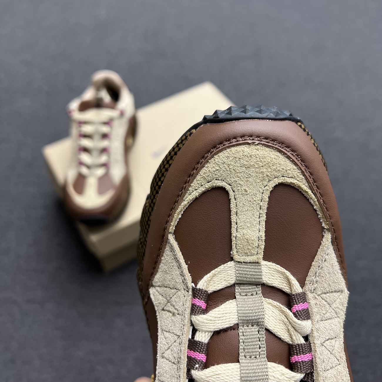 Nike Air Humara Lx Jacquemus Ale Brown Gold W Dr0420 200 (7) - www.kitistry.com