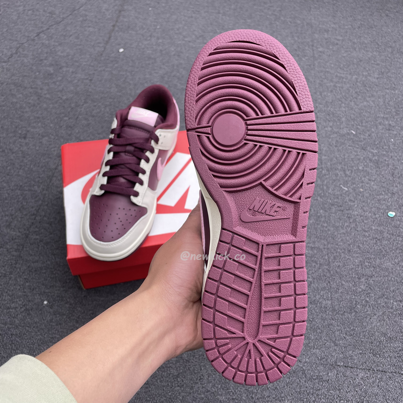Nike Dunk Low Retro Prm Valentine Day 2023 Dr9705 100 (14) - www.kitistry.com Nike Dunk Low Retro Prm Valentine Day 2023 Dr9705 100 (14) - www.kitistry.com