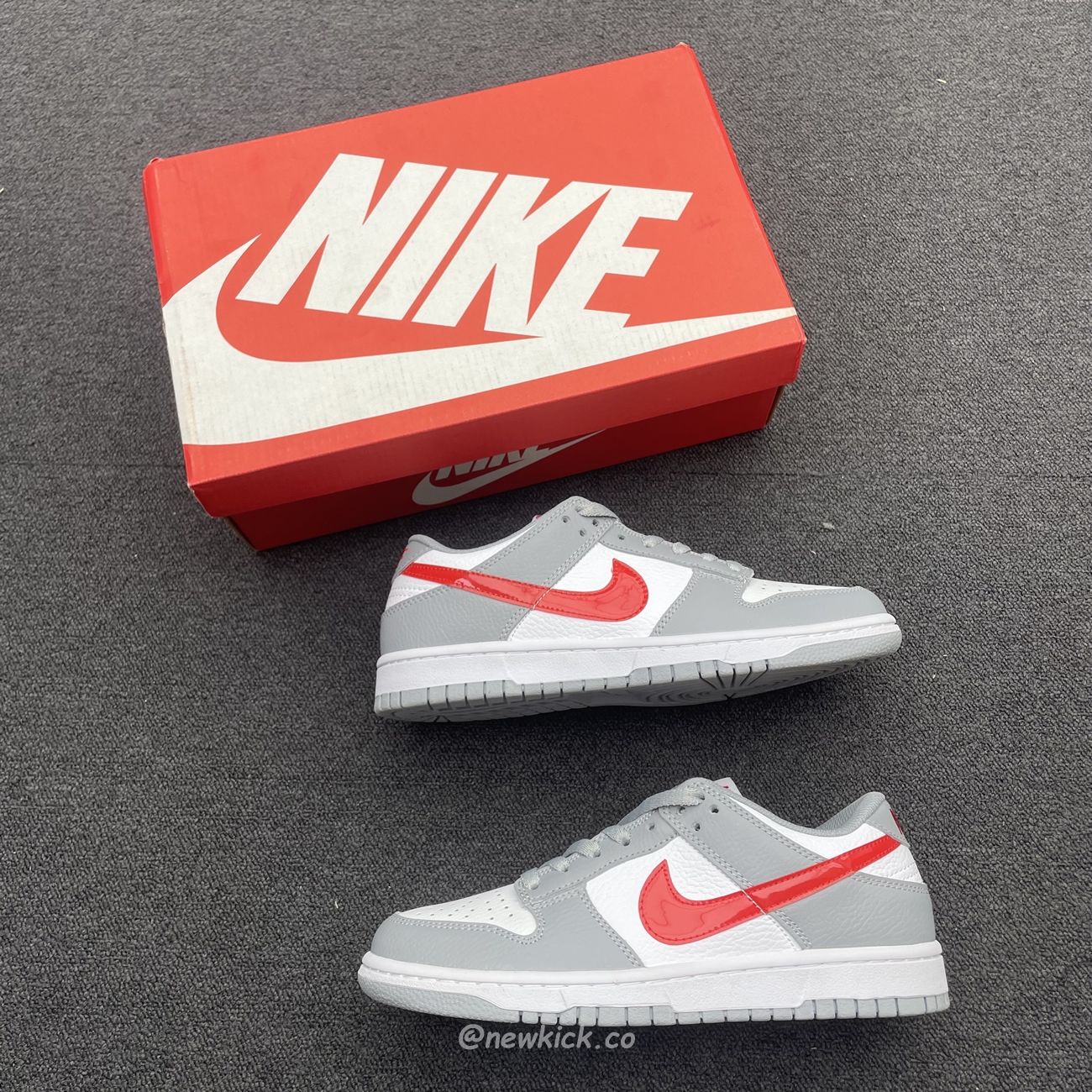 Nike Dunk Low White Wolf Grey University Red Gs Dv7149 001 (14) - www.kitistry.com Nike Dunk Low White Wolf Grey University Red Gs Dv7149 001 (14) - www.kitistry.com