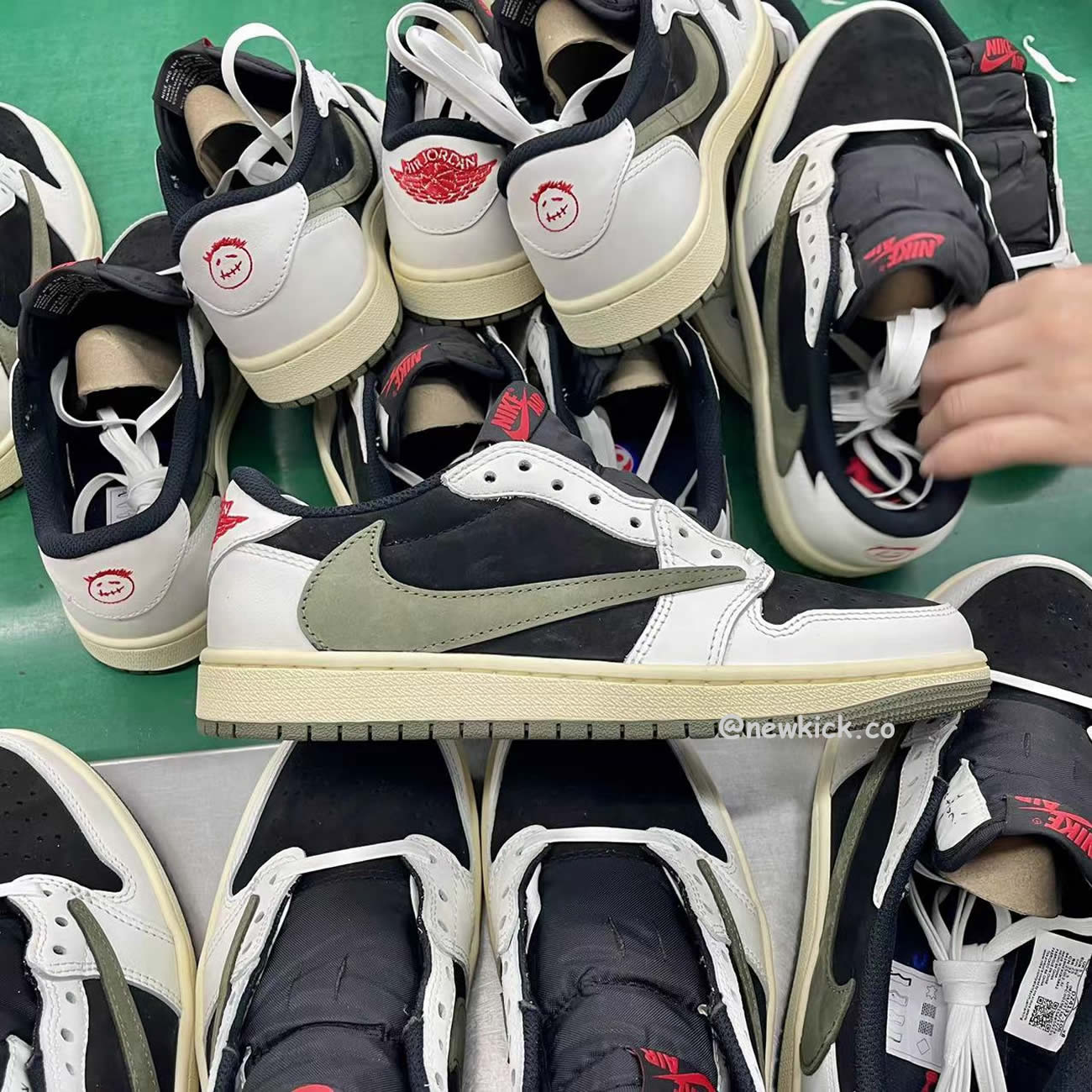 Air Jordan 1 Retro Low Og Sp Travis Scott Olive W Dz4137 106 (12) - www.kitistry.com Air Jordan 1 Retro Low Og Sp Travis Scott Olive W Dz4137 106 (12) - www.kitistry.com