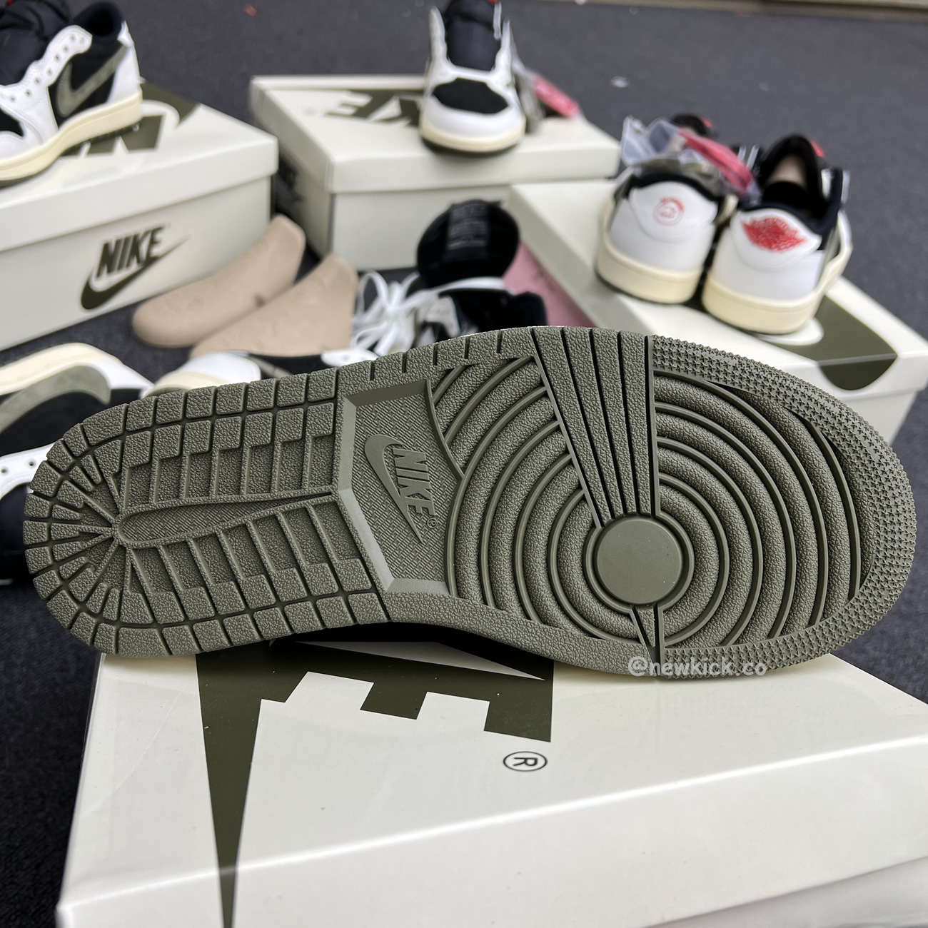 Air Jordan 1 Retro Low Og Sp Travis Scott Olive W Dz4137 106 (16) - www.kitistry.com Air Jordan 1 Retro Low Og Sp Travis Scott Olive W Dz4137 106 (16) - www.kitistry.com