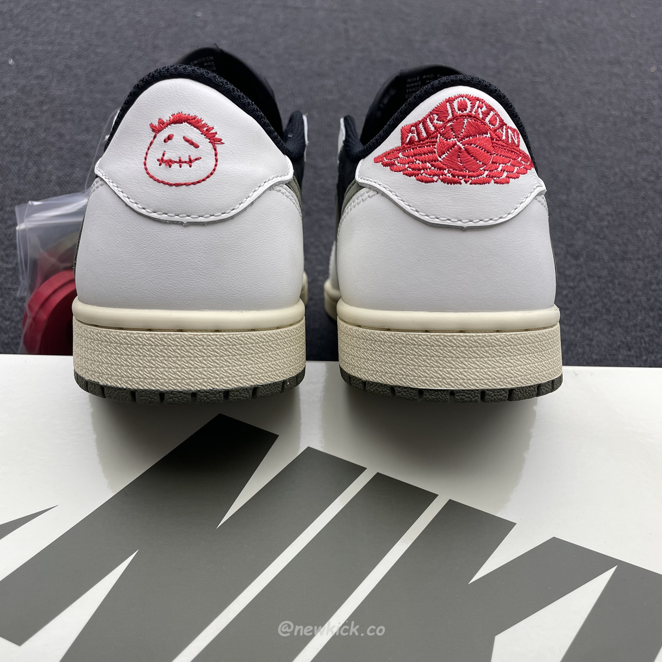 Air Jordan 1 Retro Low Og Sp Travis Scott Olive W Dz4137 106 (31) - www.kitistry.com Air Jordan 1 Retro Low Og Sp Travis Scott Olive W Dz4137 106 (31) - www.kitistry.com