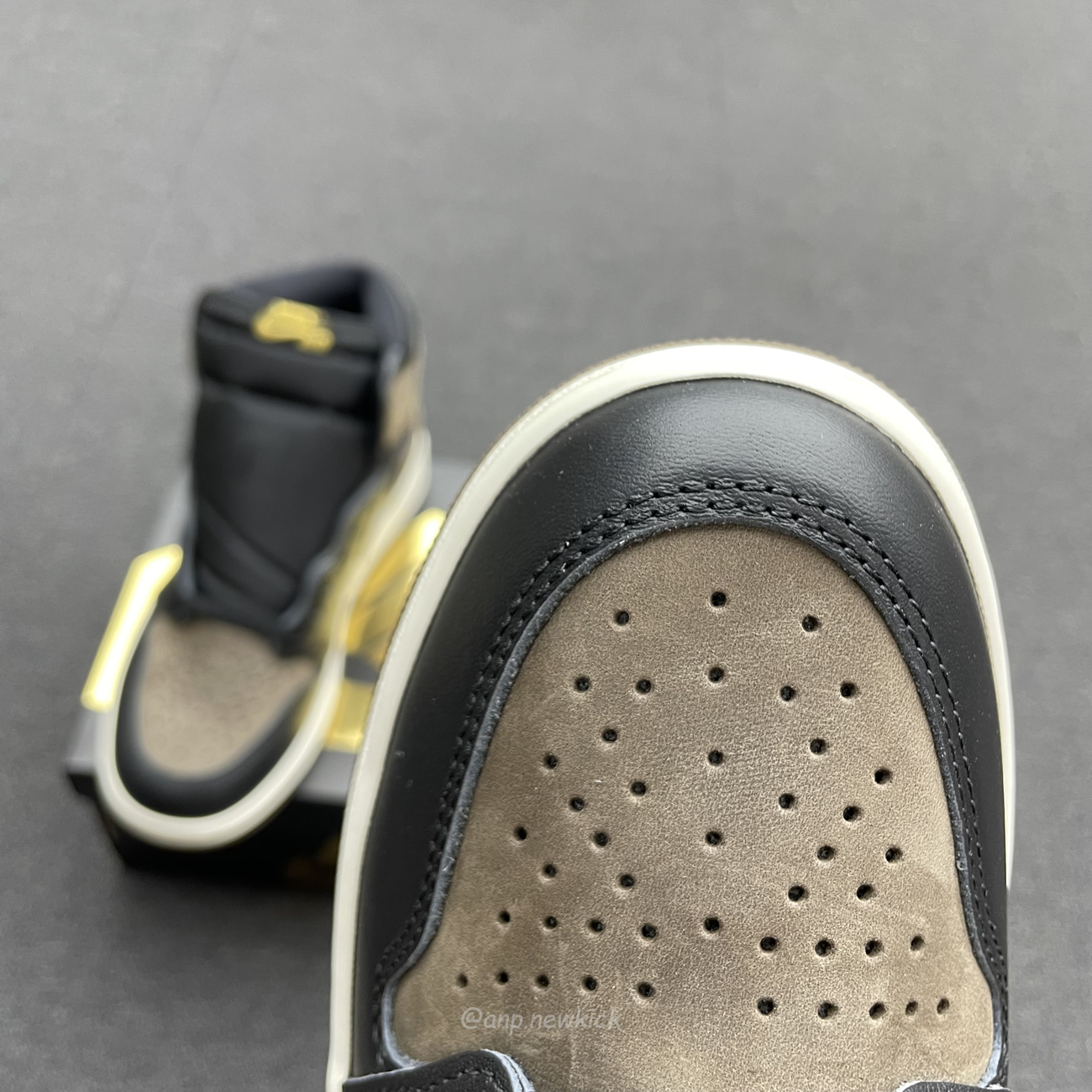 Air Jordan 1 Retro High Og Palomino Dz5485 020 (13) - www.kitistry.com