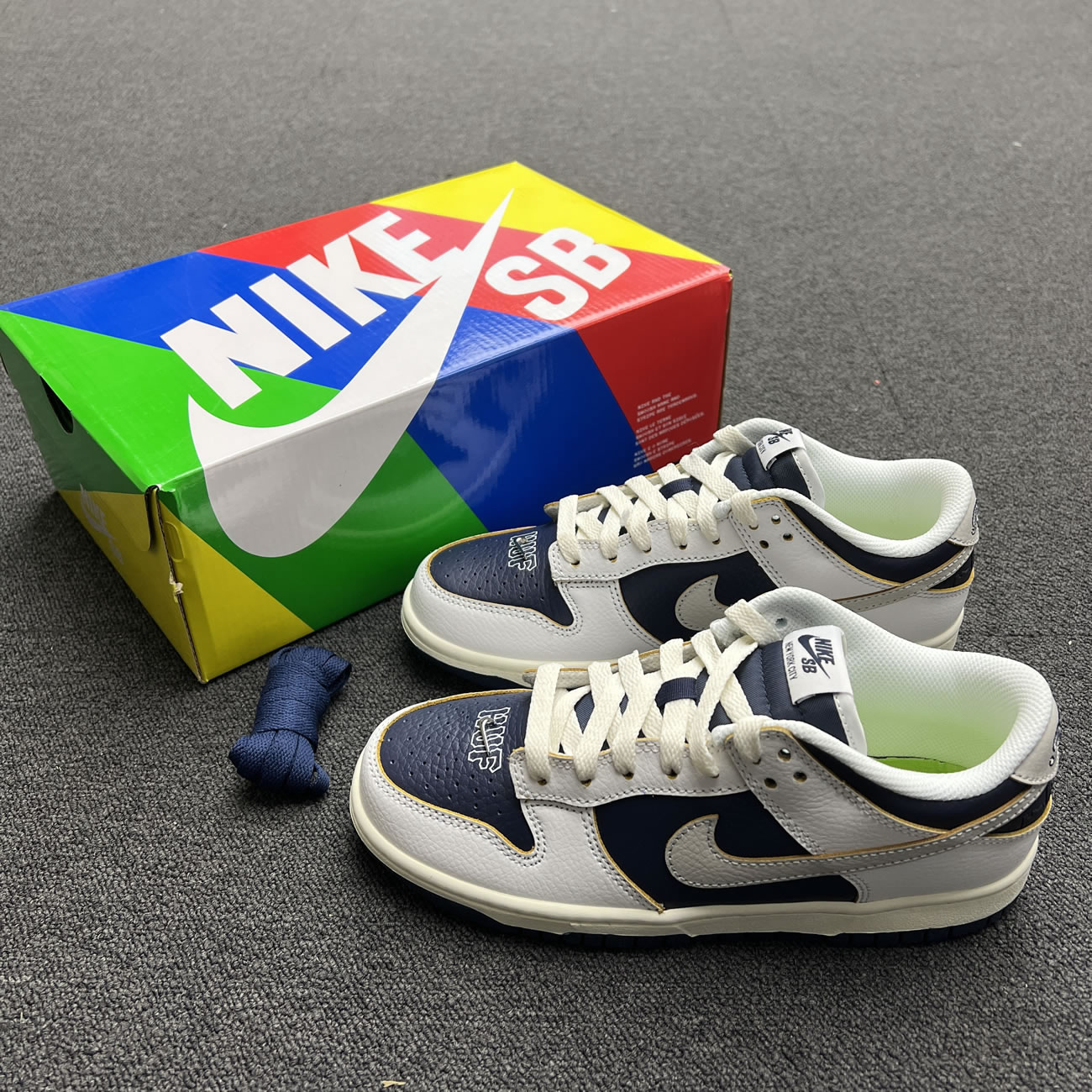 Nike Sb Dunk Low Huf New York City Fd8775 100 (6) - www.kitistry.com