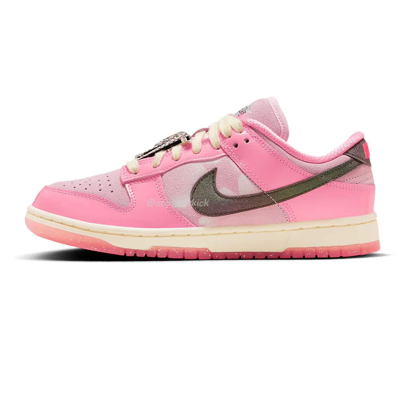 Nike Dunk Low Lx Barbie Fn8927 621 (1) - www.kitistry.com Nike Dunk Low Lx Barbie Fn8927 621 (1) - www.kitistry.com