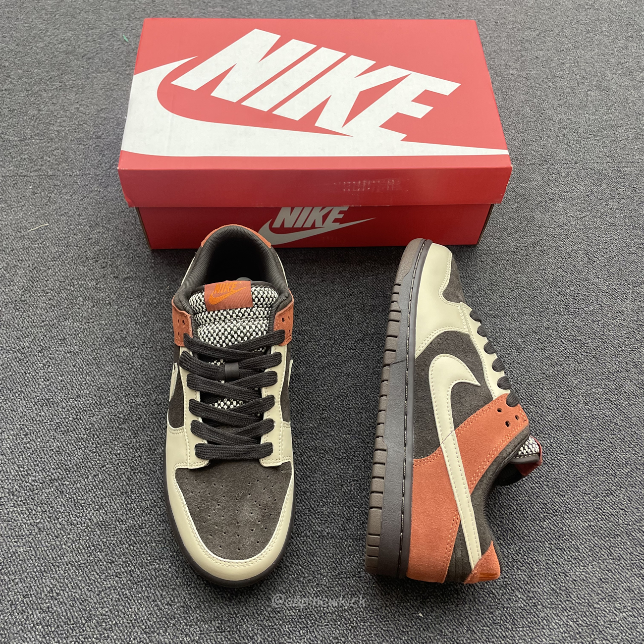 Nike Dunk Low Red Panda Fv0305 200 (14) - www.kitistry.com Nike Dunk Low Red Panda Fv0305 200 (14) - www.kitistry.com