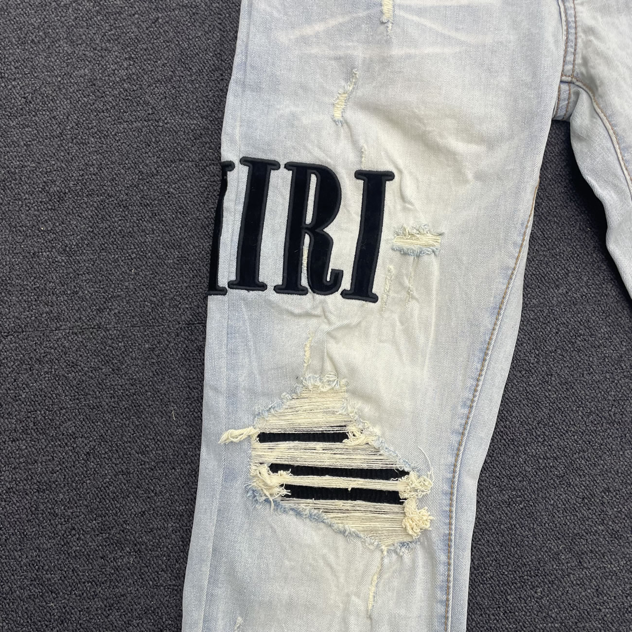 Amiri Core Applique Jean Clay Indigo Fw22 (2) - www.kitistry.com
