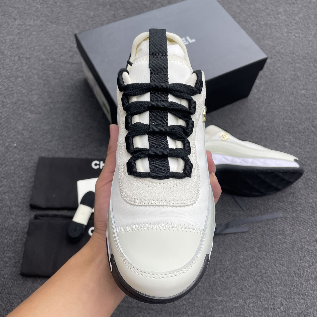 Chanel Casual Style Plain Logo Low Top Sneakers (11) - www.kitistry.com Chanel Casual Style Plain Logo Low Top Sneakers (11) - www.kitistry.com