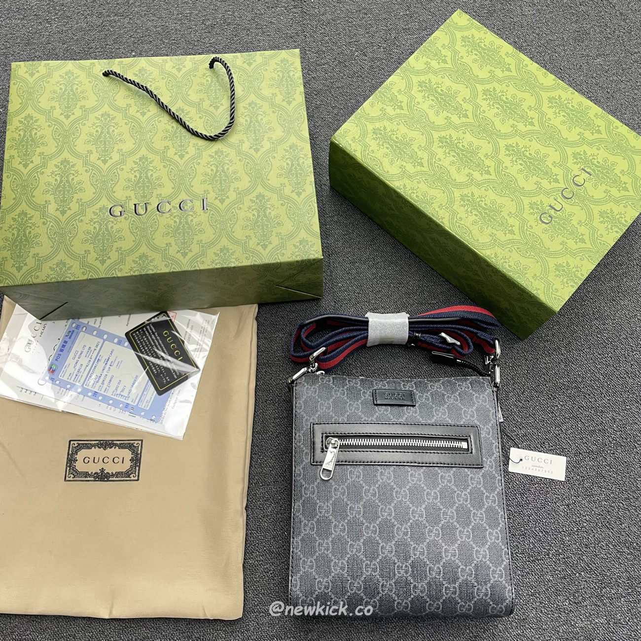 Gucci Gg Black Small Messenger Bag 523599 K5rln 1095 (6) - www.kitistry.com