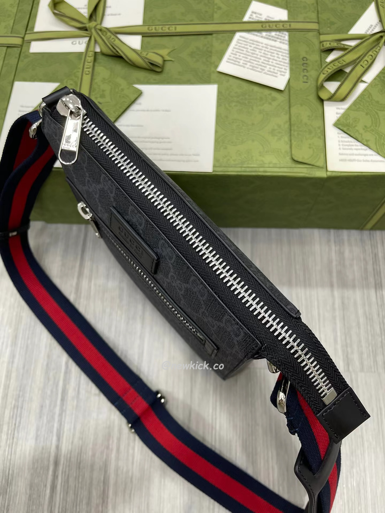 Gucci Gg Black Small Messenger Bag 523599 K5rln 1095 (8) - www.kitistry.com