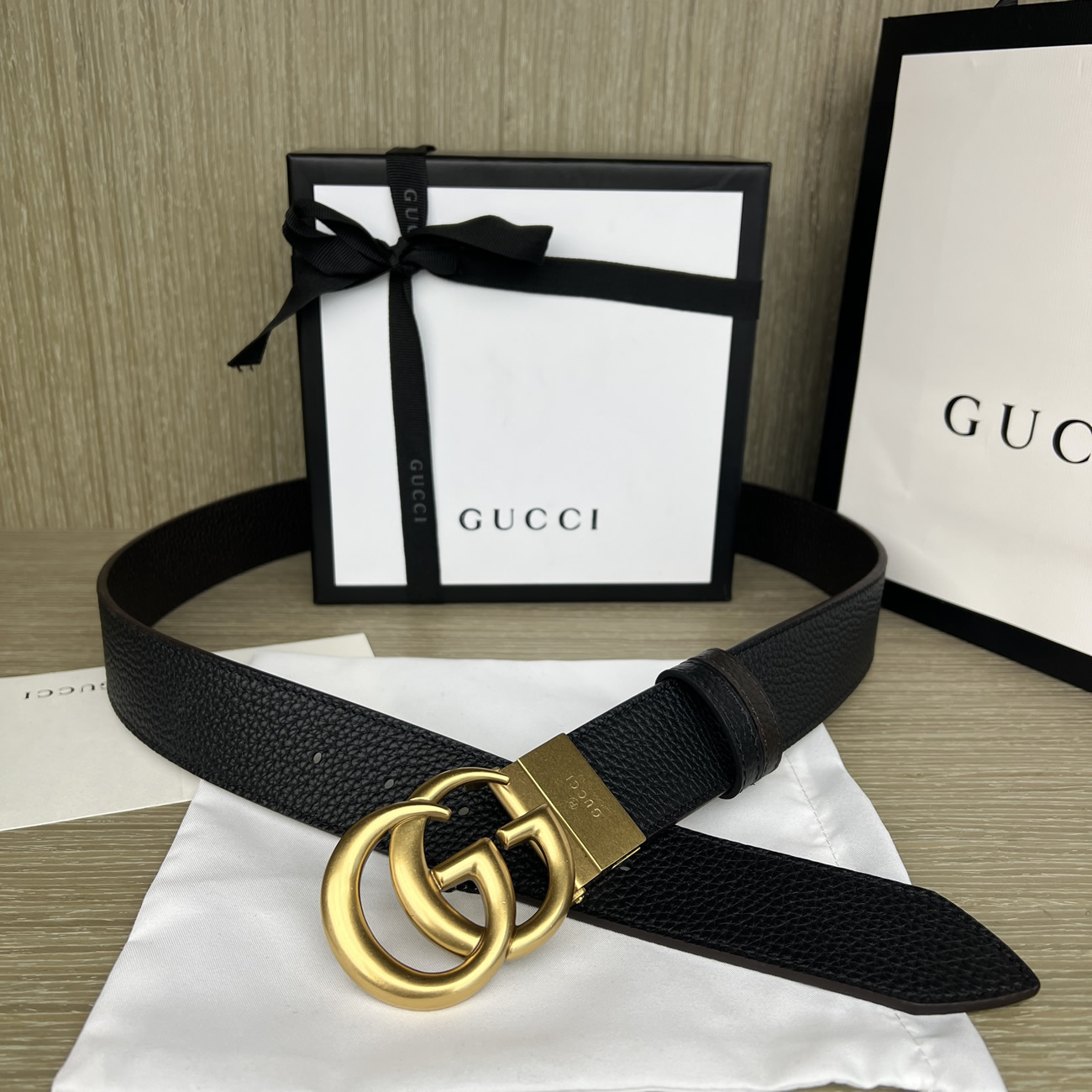 Gucci Double G Logo Full Grain Reversible Belt Leather Black Brown (10) - www.kitistry.com Gucci Double G Logo Full Grain Reversible Belt Leather Black Brown (10) - www.kitistry.com