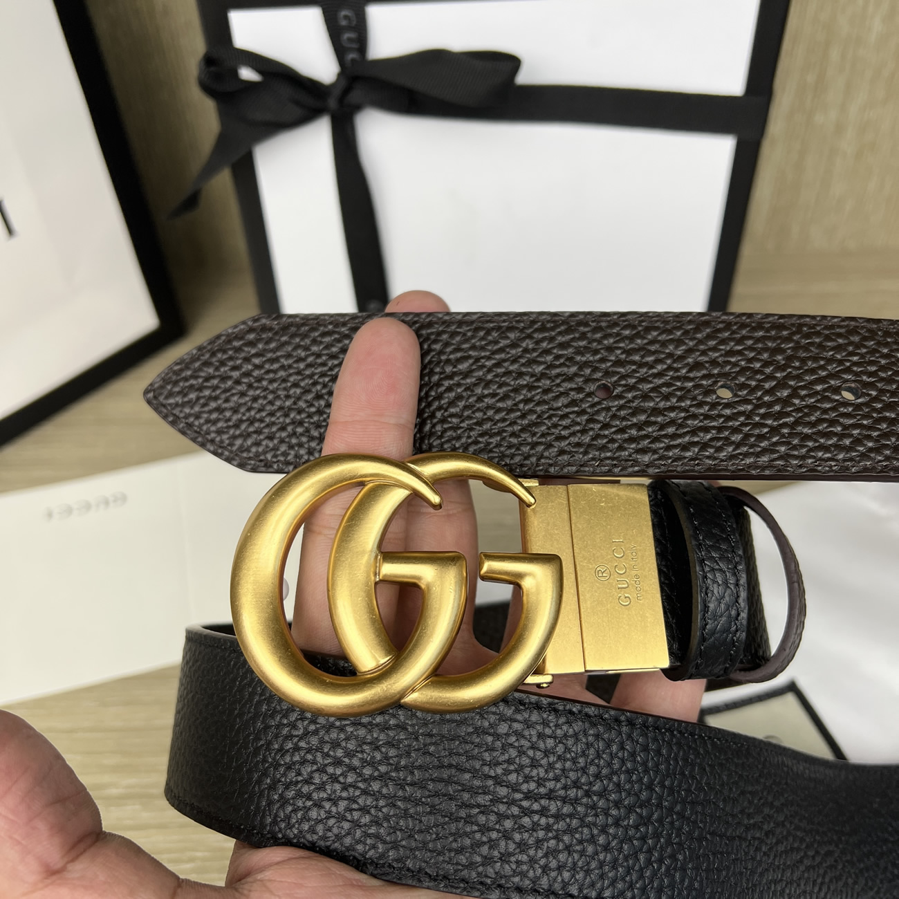 Gucci Double G Logo Full Grain Reversible Belt Leather Black Brown (3) - www.kitistry.com Gucci Double G Logo Full Grain Reversible Belt Leather Black Brown (3) - www.kitistry.com
