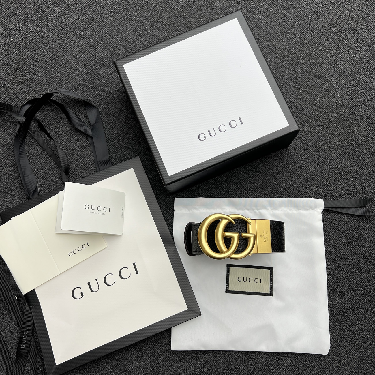 Gucci Double G Logo Full Grain Reversible Belt Leather Black Brown (5) - www.kitistry.com Gucci Double G Logo Full Grain Reversible Belt Leather Black Brown (5) - www.kitistry.com