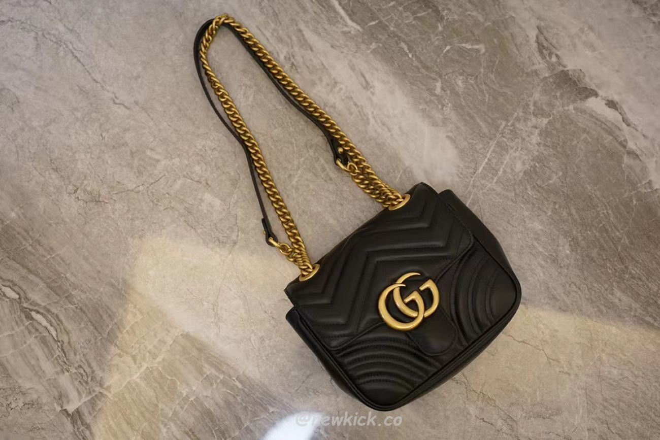 Gucci Gg Marmont Mini Shoulder Bag Matelasse Chevron Black (16) - www.kitistry.com