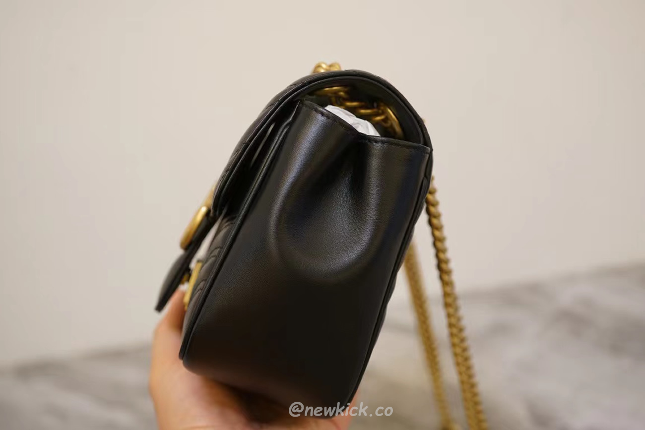 Gucci Gg Marmont Mini Shoulder Bag Matelasse Chevron Black (3) - www.kitistry.com