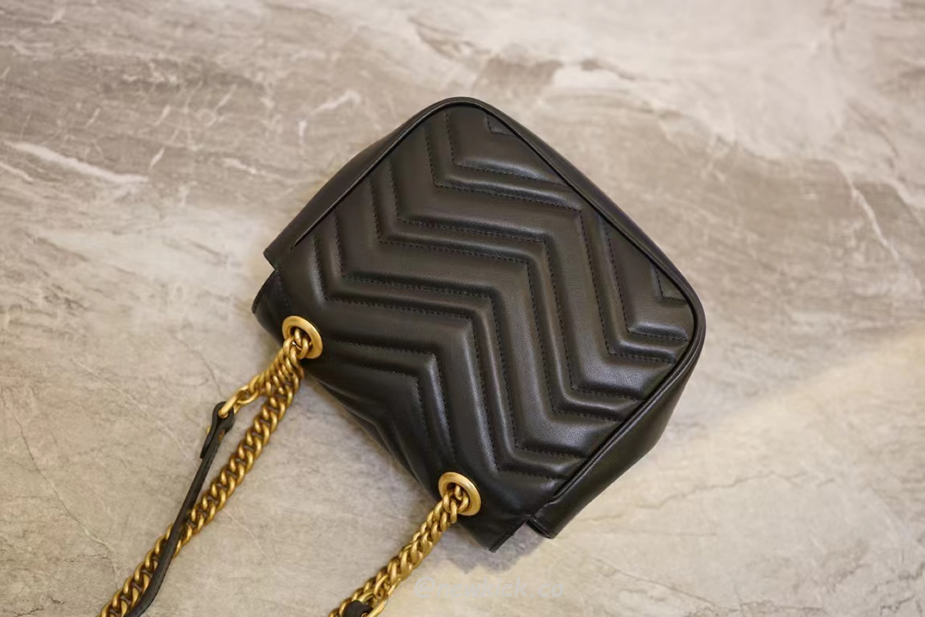 Gucci Gg Marmont Mini Shoulder Bag Matelasse Chevron Black (5) - www.kitistry.com
