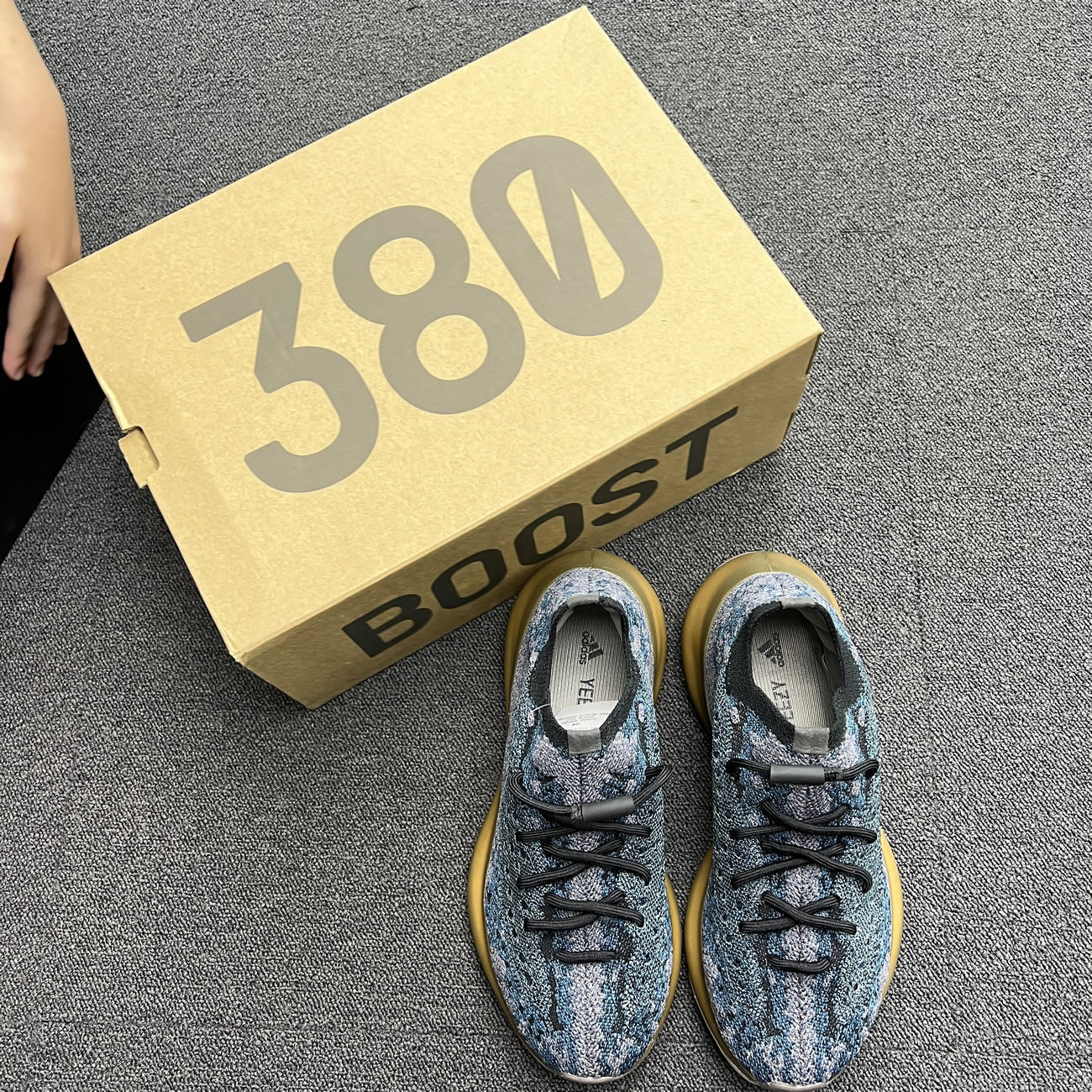 Adidas Yeezy Boost 380 Covellite Gz0454 (9) - www.kitistry.com Adidas Yeezy Boost 380 Covellite Gz0454 (9) - www.kitistry.com