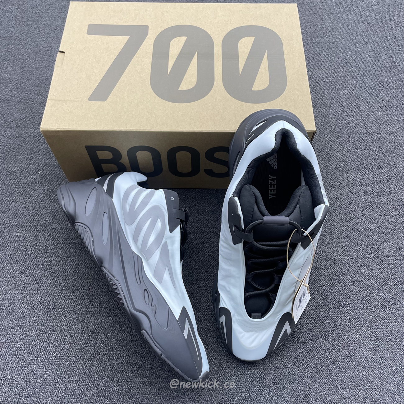Adidas Yeezy Boost 700 Mnvn Blue Tint Gz0711 (11) - www.kitistry.com Adidas Yeezy Boost 700 Mnvn Blue Tint Gz0711 (11) - www.kitistry.com