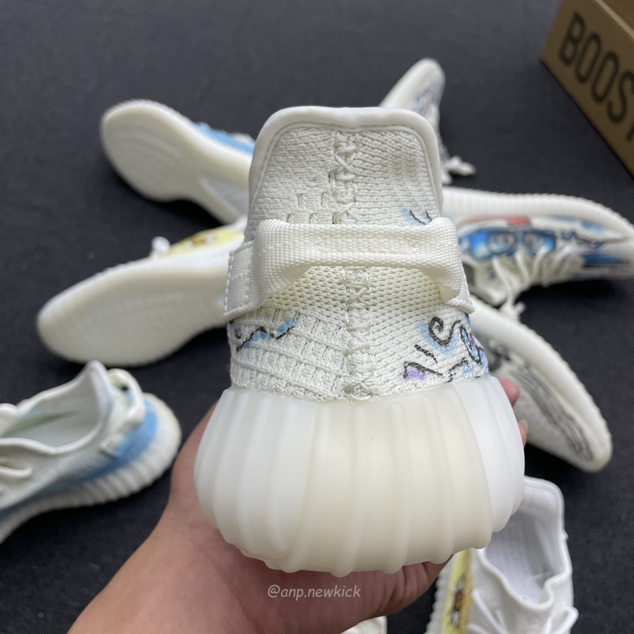 Adidas Yeezy Boost 350 V2 Bone Graffiti Hq6316 (15) - www.kitistry.com Adidas Yeezy Boost 350 V2 Bone Graffiti Hq6316 (15) - www.kitistry.com