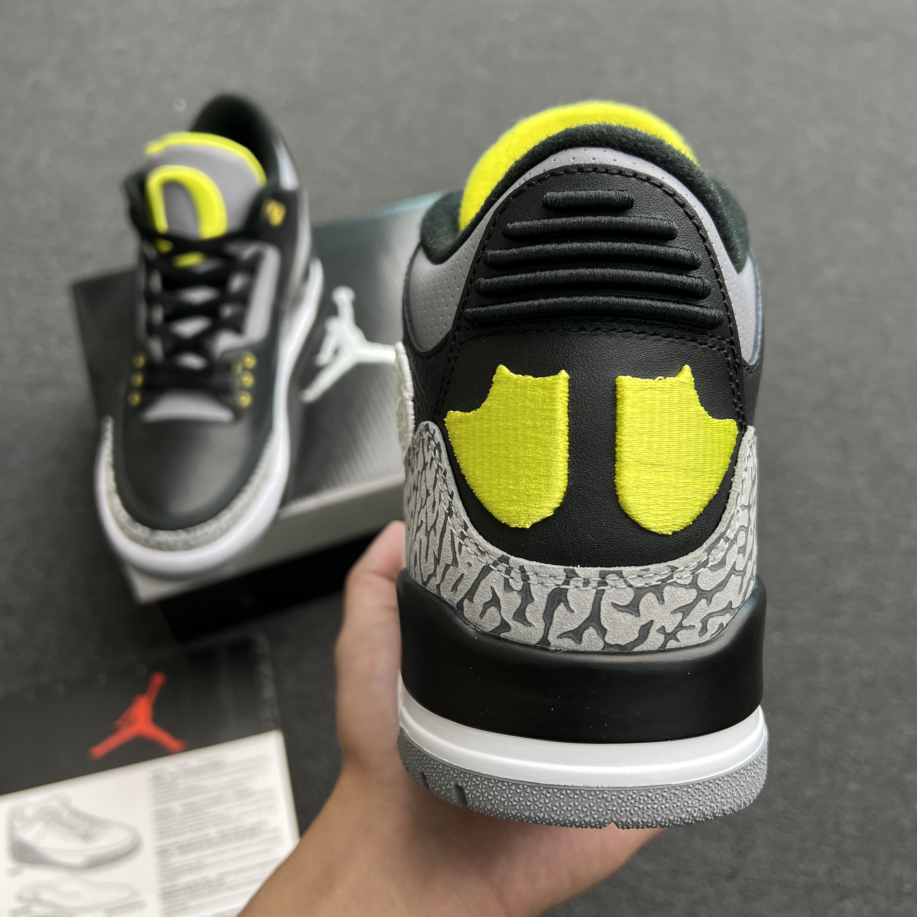 Jordan 3 Retro Oregon Ducks Pit Crew Both Pairs H011 Mnjdls 5 (7) - www.kitistry.com Jordan 3 Retro Oregon Ducks Pit Crew Both Pairs H011 Mnjdls 5 (7) - www.kitistry.com