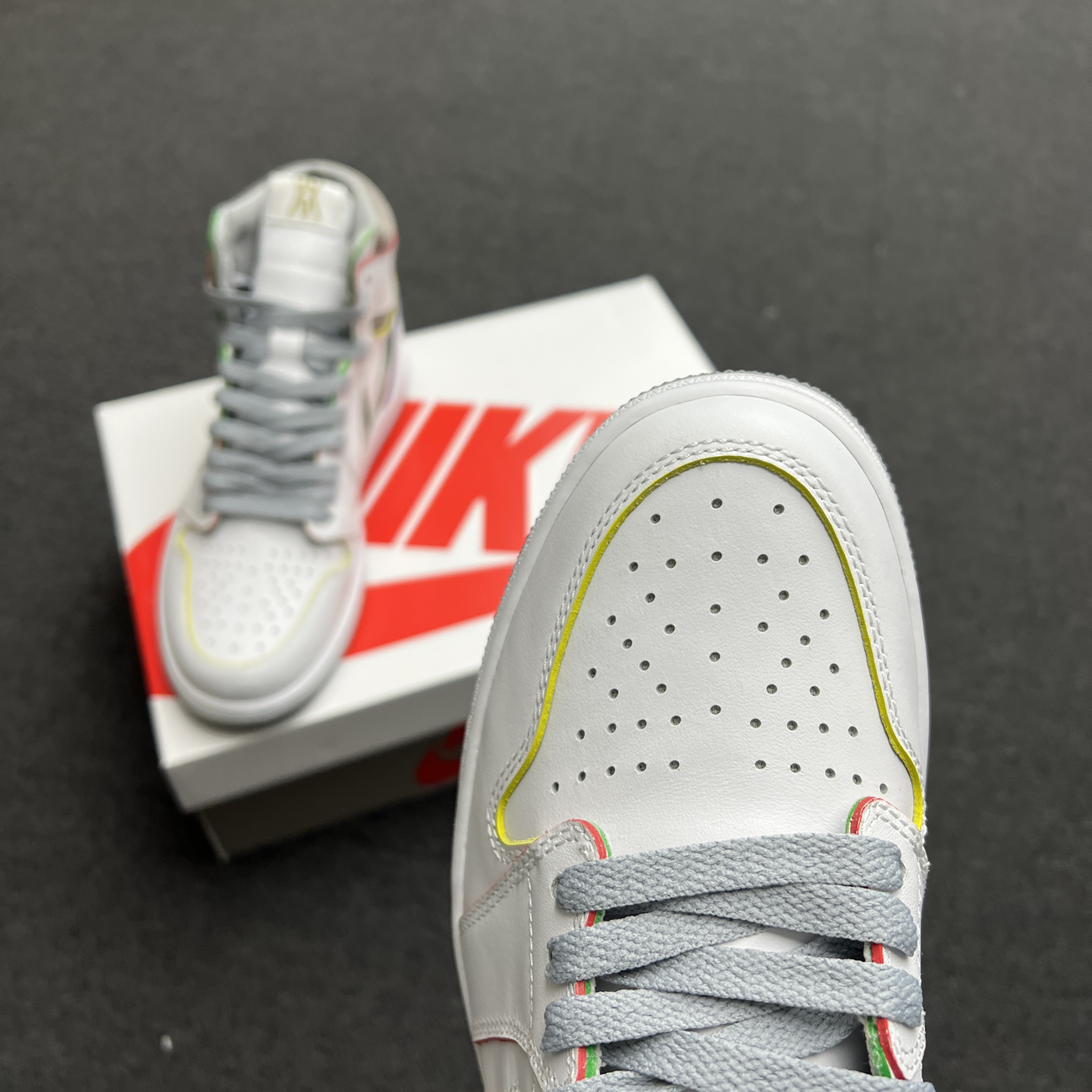 Air Jordan 1 Retro High Daniel Arsham Grey H022 (2) - www.kitistry.com