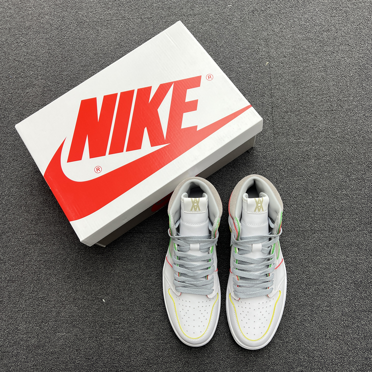 Air Jordan 1 Retro High Daniel Arsham Grey H022 (4) - www.kitistry.com
