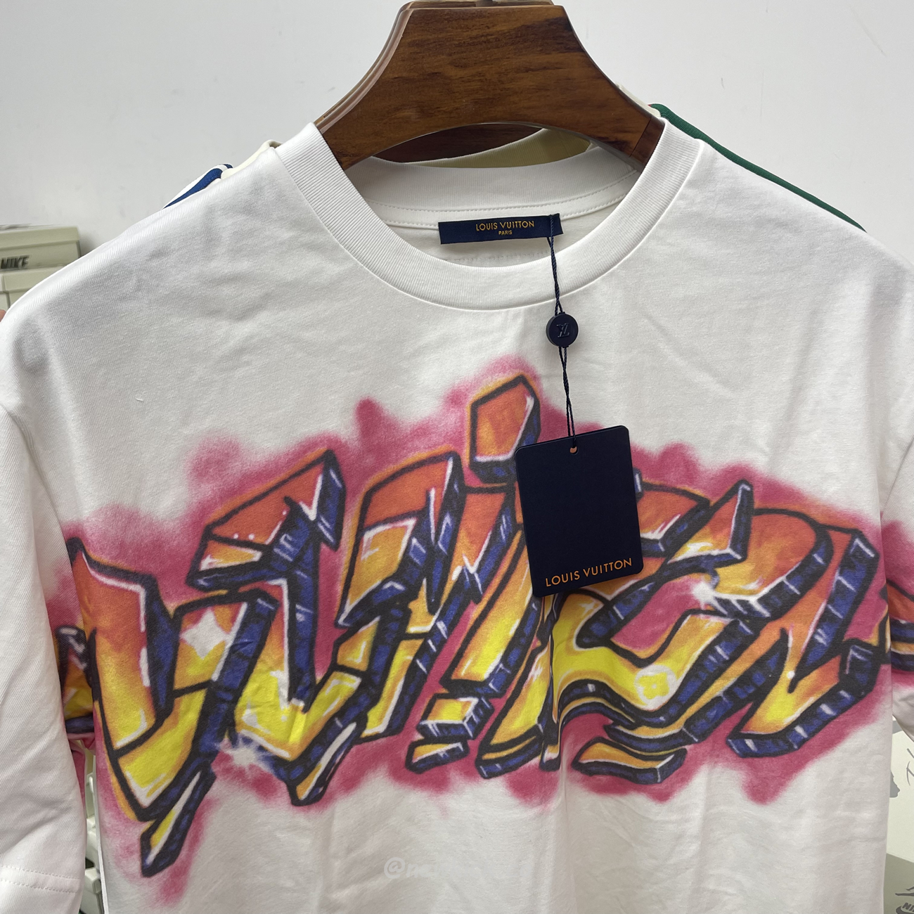 Louis Vuitton Graffiti T Shirt Milky White (7) - www.kitistry.com