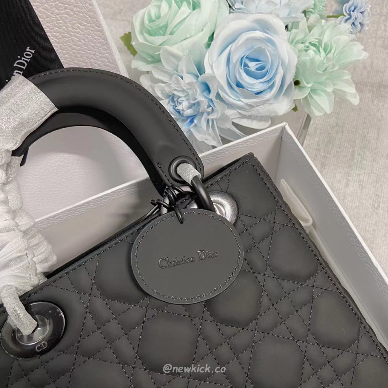 Dior My Lady Abc Black Ultra Matte Canage Calfskin With Rattan Pattern M0538sloi M989 (6) - www.kitistry.com Dior My Lady Abc Black Ultra Matte Canage Calfskin With Rattan Pattern M0538sloi M989 (6) - www.kitistry.com