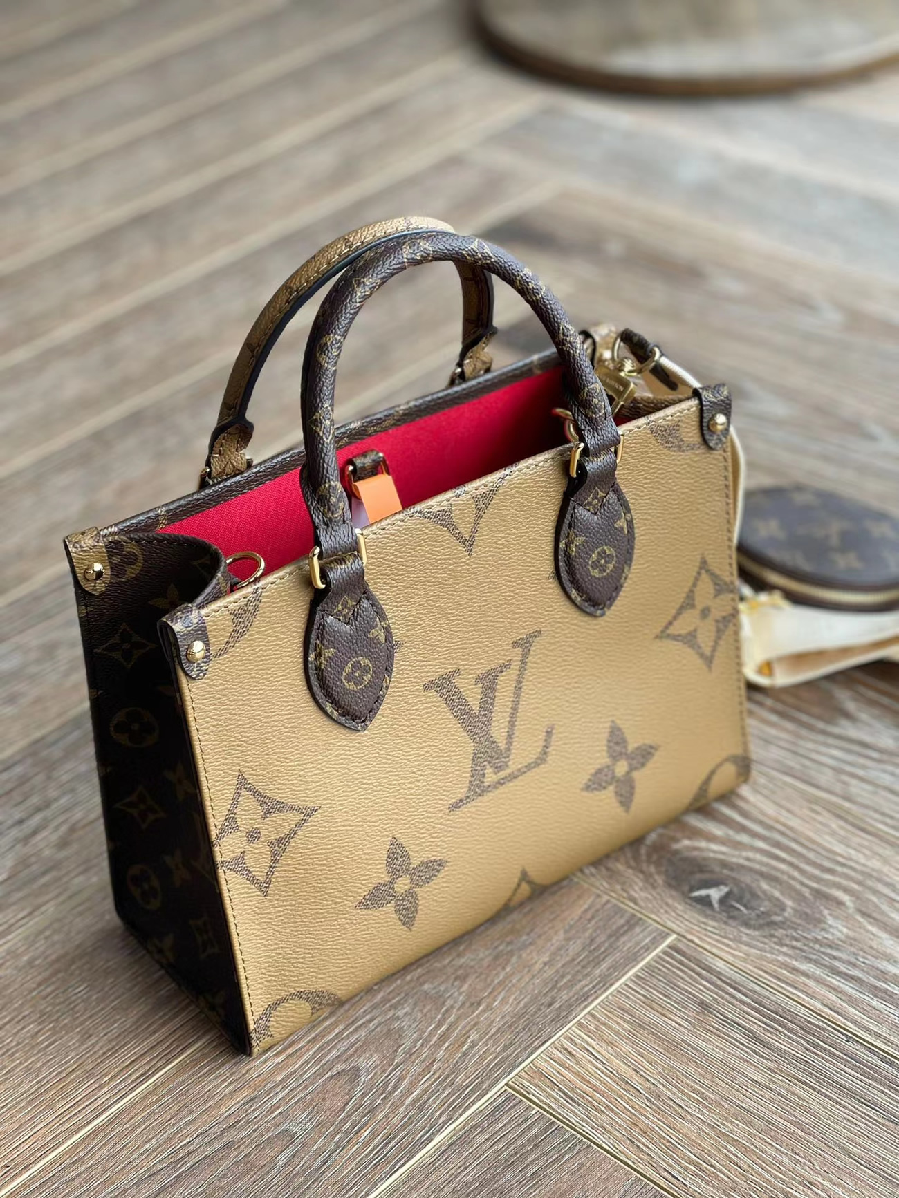 Louis Vuitton Onthego Mm M45321 (11) - www.kitistry.com Louis Vuitton Onthego Mm M45321 (11) - www.kitistry.com