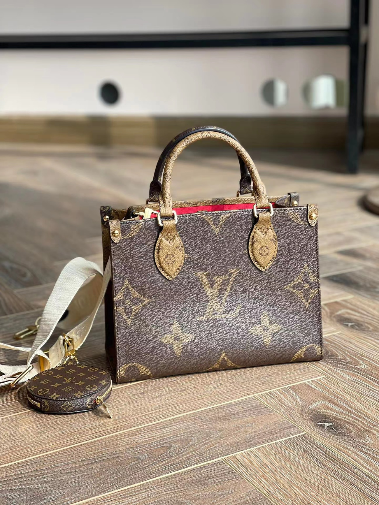 Louis Vuitton Onthego Mm M45321 (7) - www.kitistry.com Louis Vuitton Onthego Mm M45321 (7) - www.kitistry.com