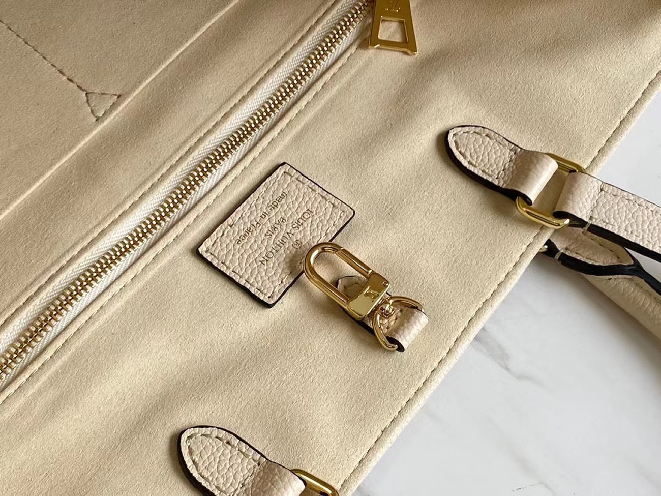 Louis Vuitton Onthego Mm Creamsaffron M45717 (5) - www.kitistry.com Louis Vuitton Onthego Mm Creamsaffron M45717 (5) - www.kitistry.com