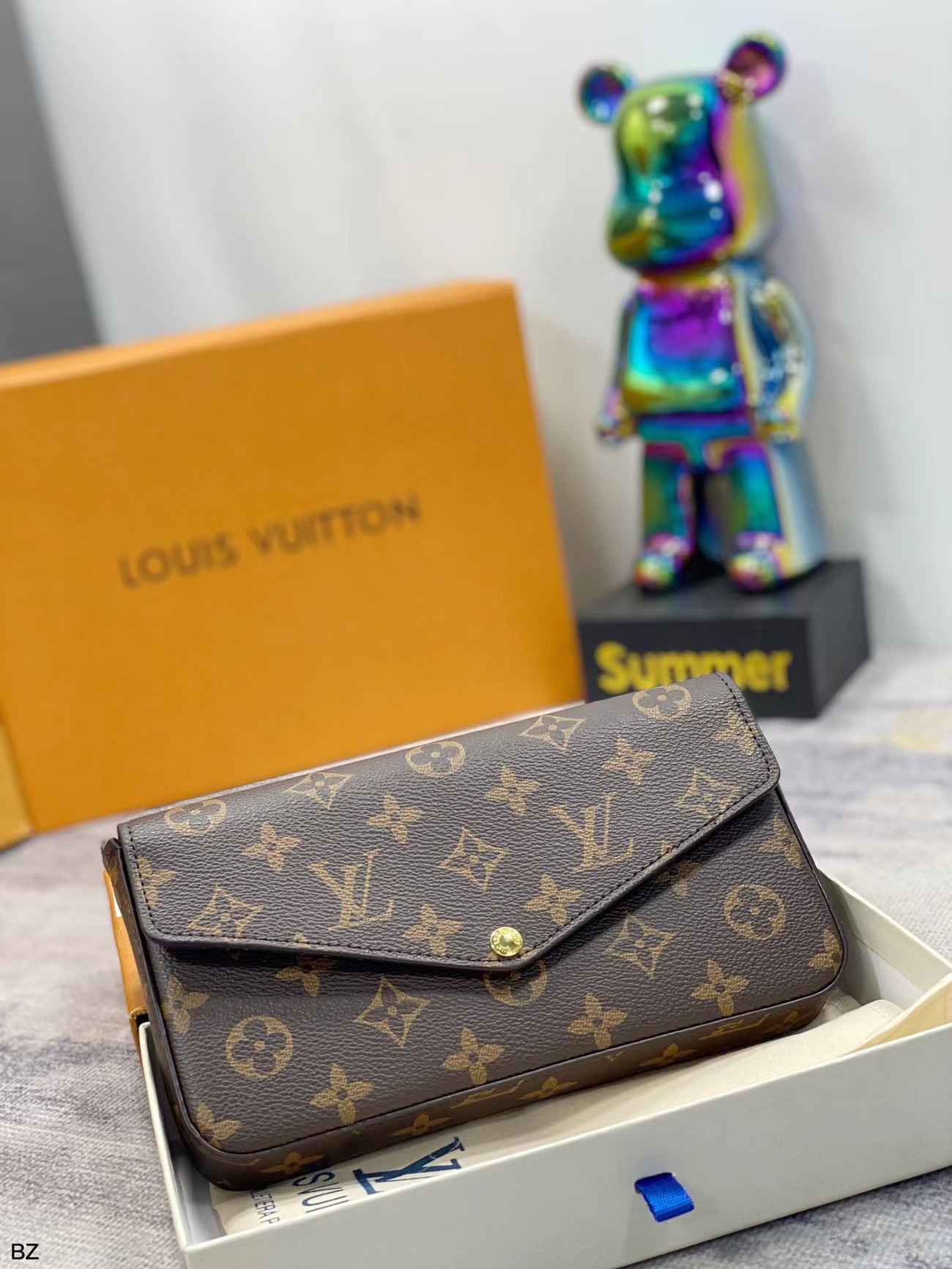 Louis Vuitton Pochette Crossbody Bag M61276 (7) - www.kitistry.com Louis Vuitton Pochette Crossbody Bag M61276 (7) - www.kitistry.com
