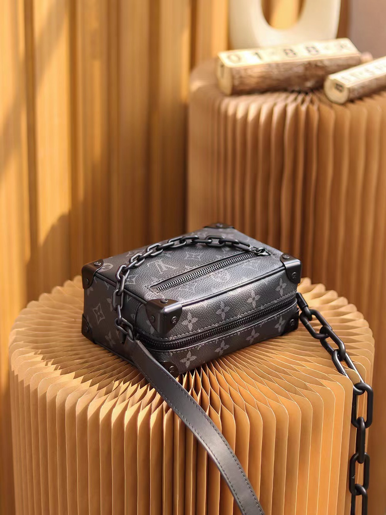 Louis Vuitton Pochette Volga Monogram Eclipse Black M68321 (20) - www.kitistry.com Louis Vuitton Pochette Volga Monogram Eclipse Black M68321 (20) - www.kitistry.com