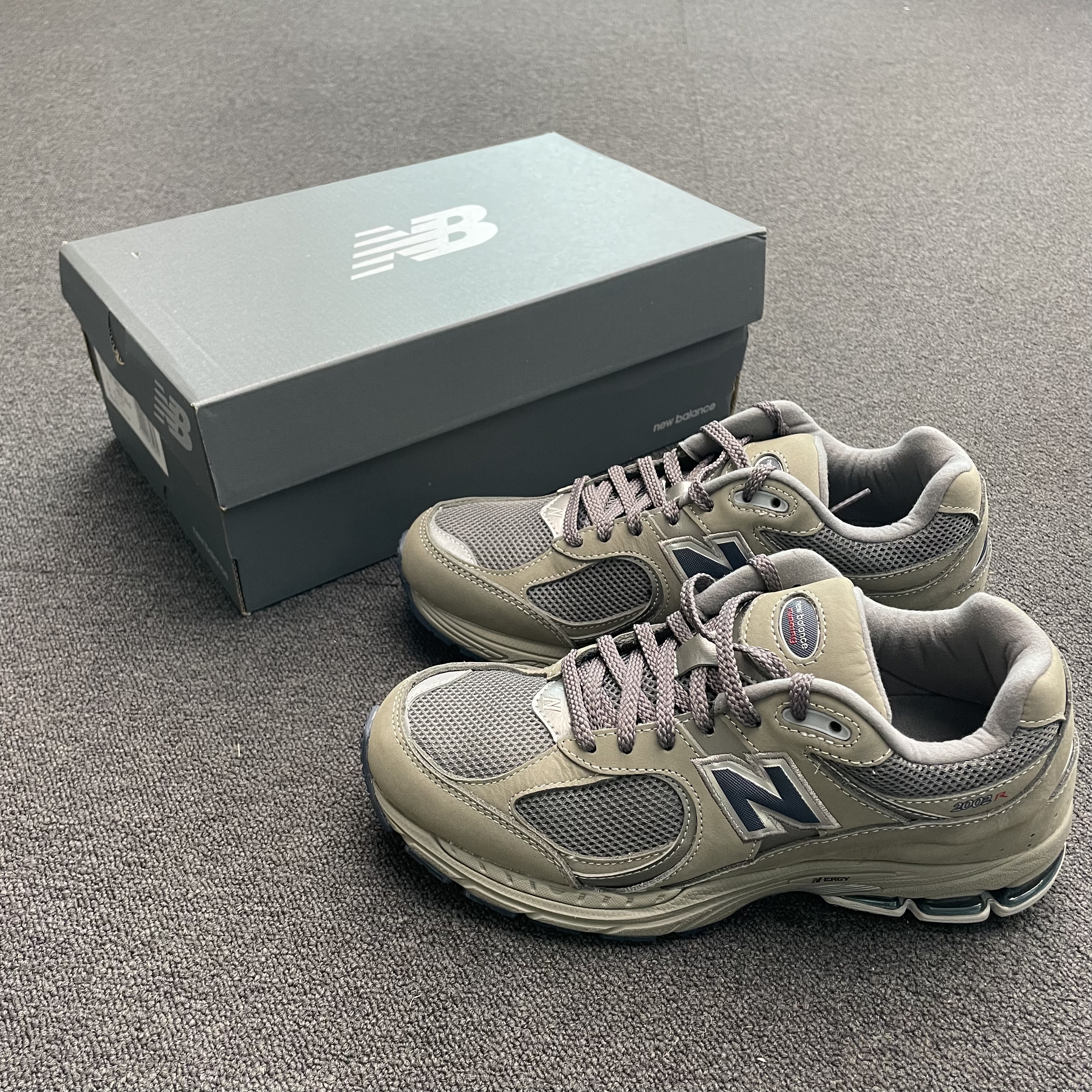 New Balance 2002r Marblehead Light Aluminum Ml2002rc (15) - www.kitistry.com